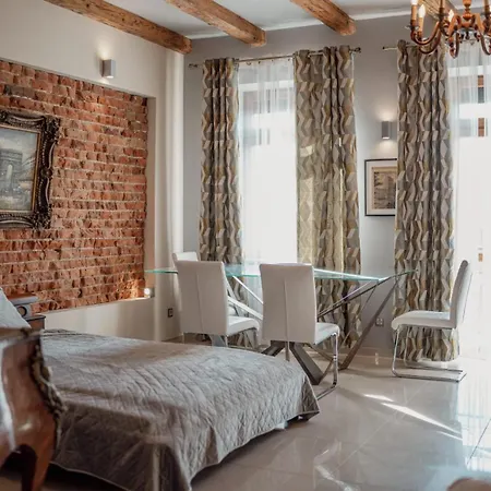 Deluxe W Centrum Brzeska Nr 2